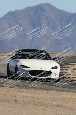 media/Oct-24-2025-Doghouse Garage (Fri) [[783d2ff07a]]/3-Intermediate/Session 3 (Turn 12)/